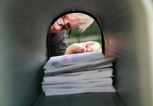 Is It Illegal to Open a Deceased Relatives Mail After Death in Pennsylvania